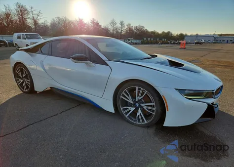 2015 BMW I8 z USA, uszkodzony, nr VIN WBY2Z2C54FV391570